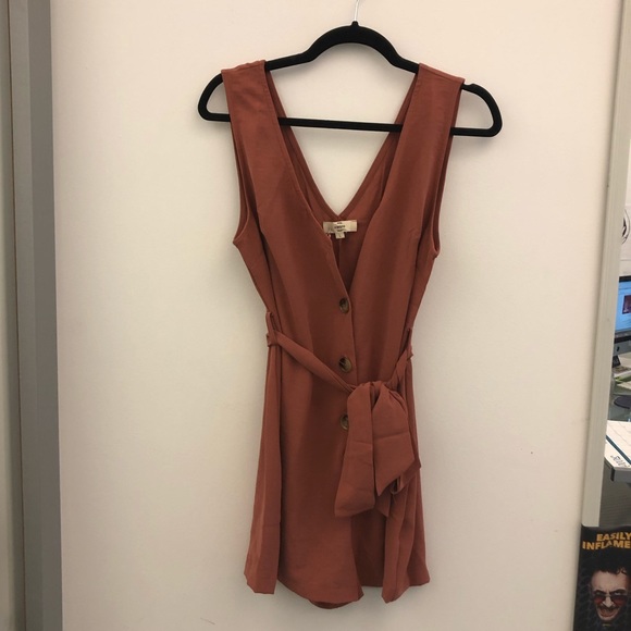 Lightweight Romper - Picture 3 of 6